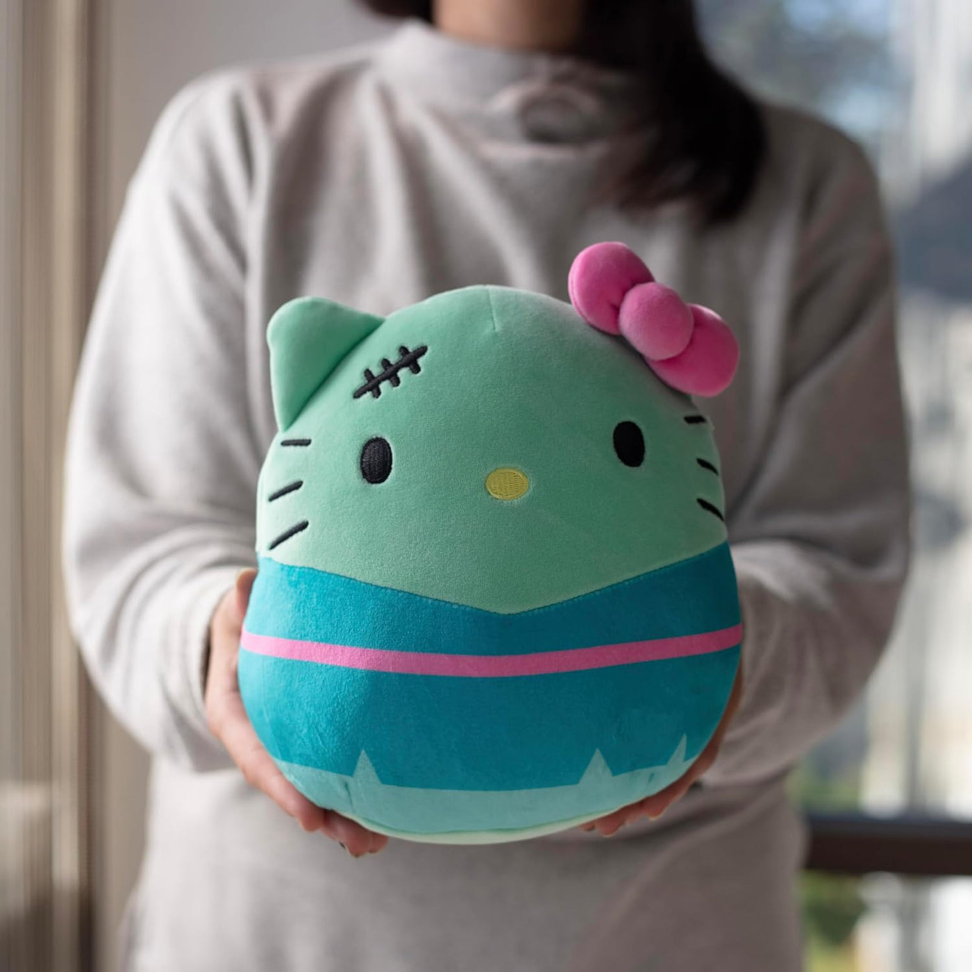 Squishmallows Hello Kitty FrankenKitty de 8 pulgadas, con licencia...