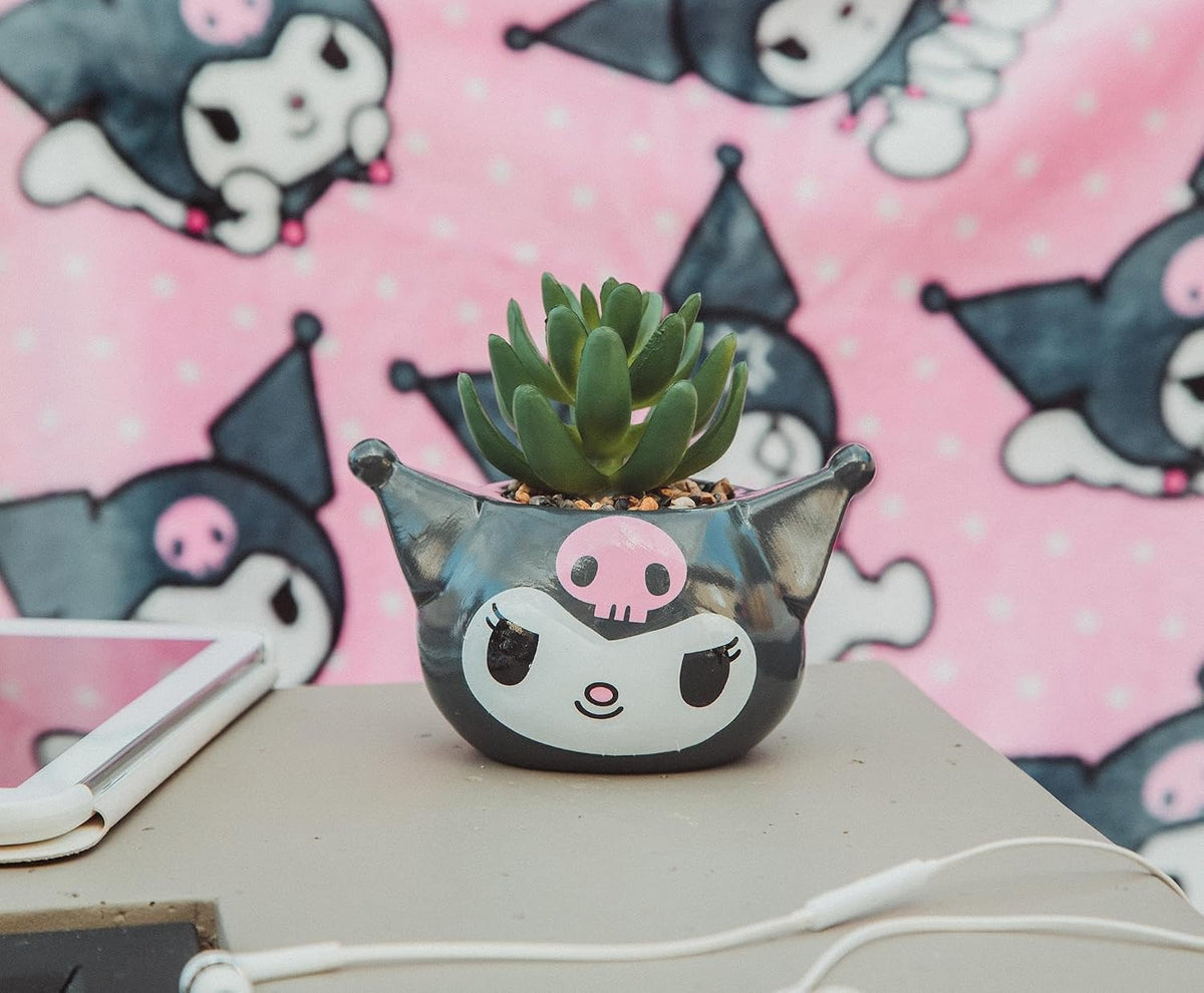 Toynk Sanrio Kuromi Smiling Head - Mini maceta de cerámica esculpid...