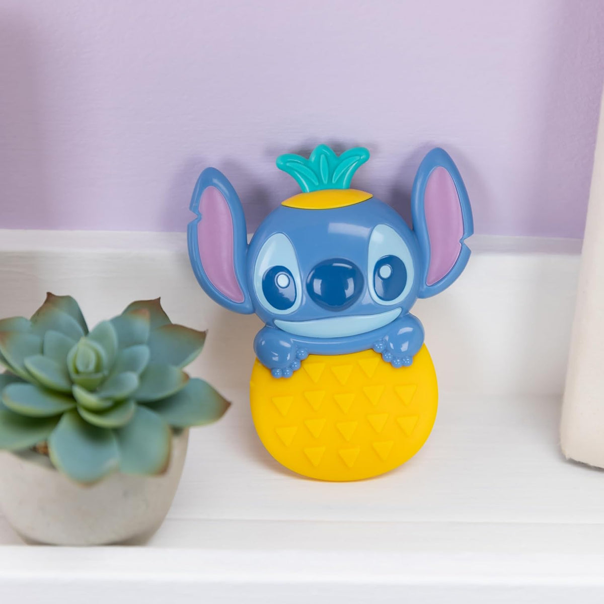 Sonajero y mordedor tropical Disney Baby Stitch de Bright Starts, j...