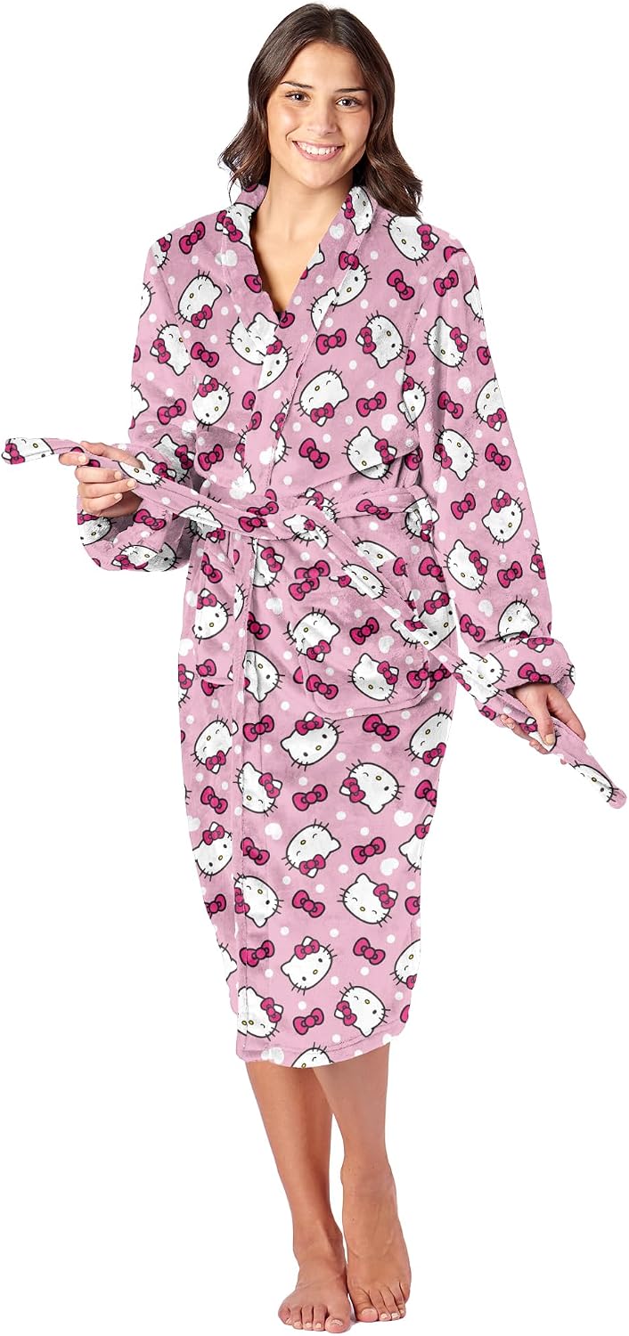 Northwest - Bata de Hello Kitty para mujer de seda táctil para esta...
