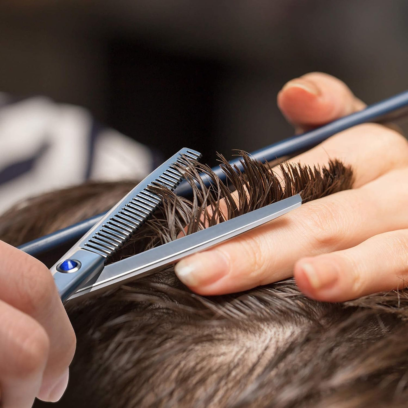 Corte de pelo tijeras de salón de peluquería UlG peluquería tijera...