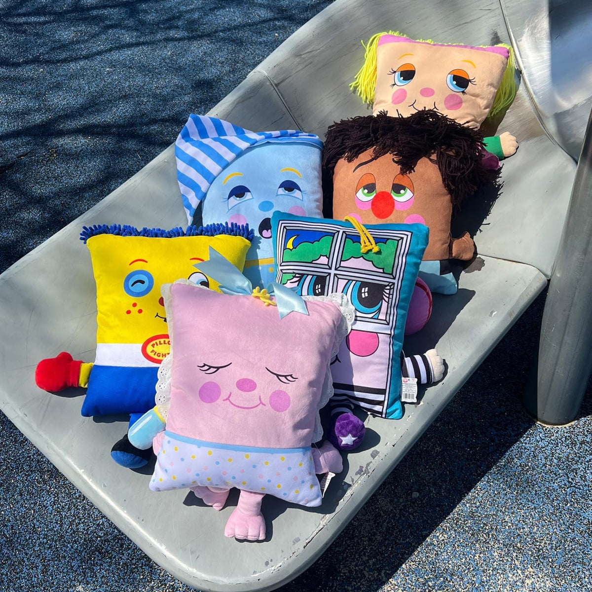 Pillow People: PJ Sandman Plush - Juguete y almohada 2 en 1, amigo...