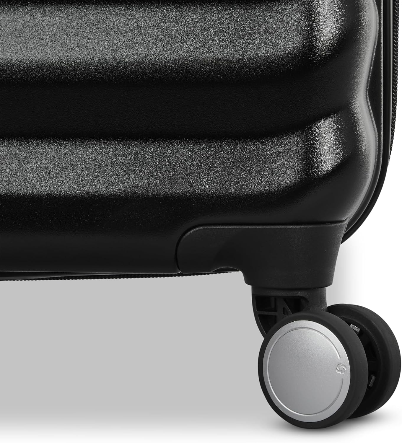 Samsonite Maleta ligera de 20 pulgadas con elementos expandibles, d...