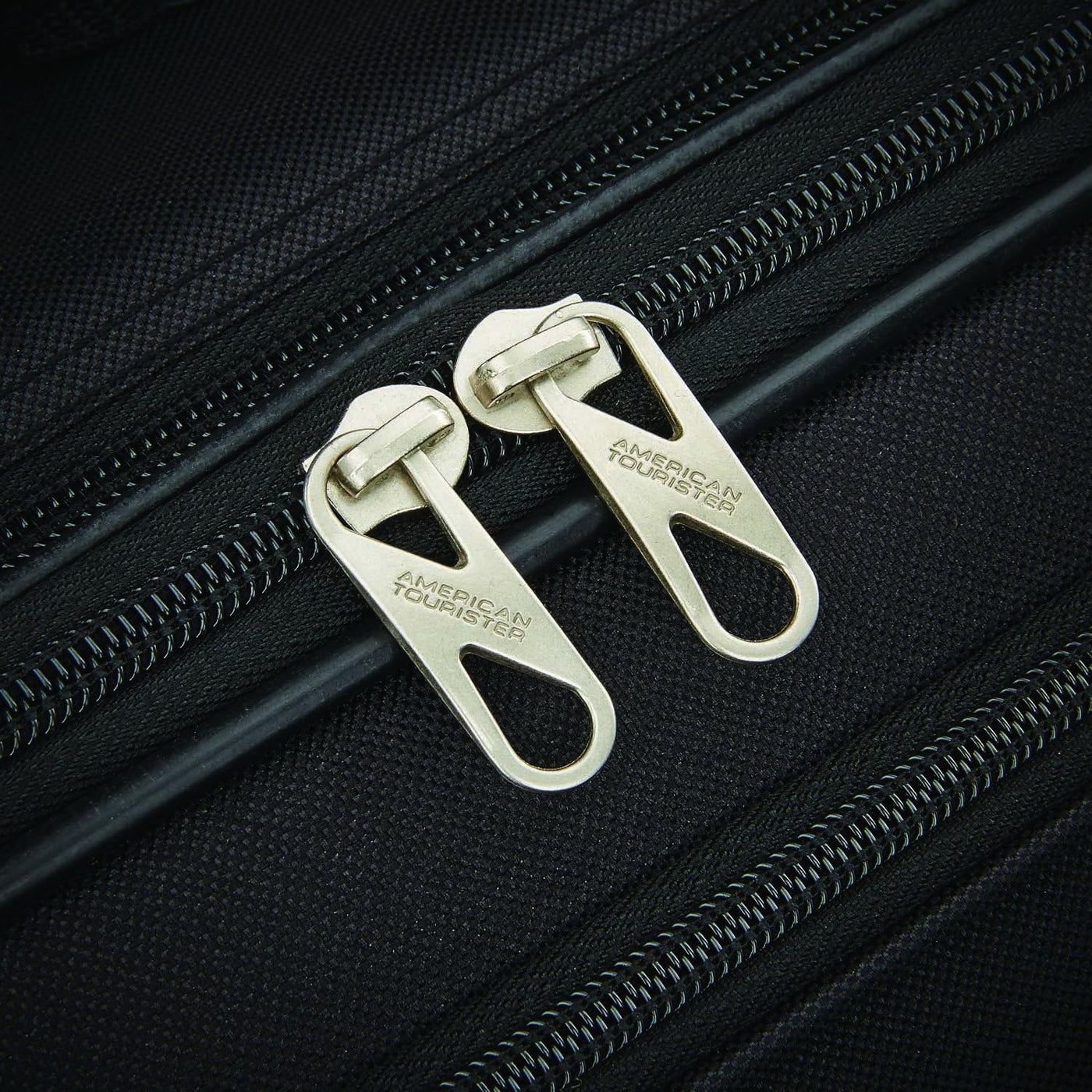 American Tourister Fieldbrook XLT - Equipaje vertical de superficie...