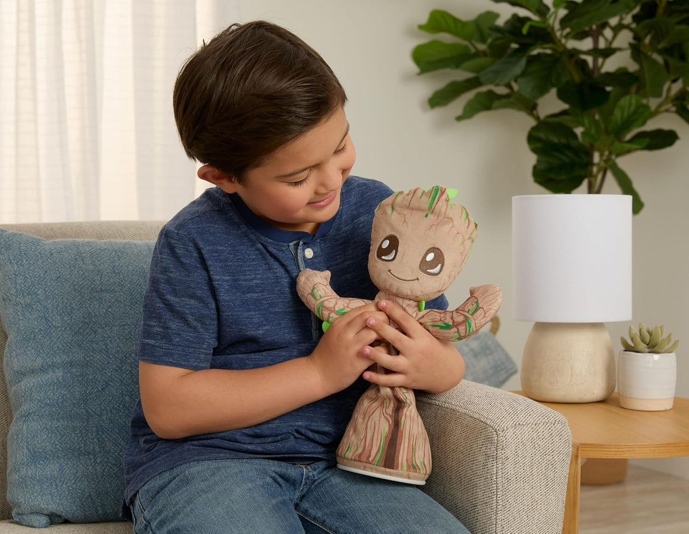Mattel Marvel Peluche, Groot Bailarín con Habilidad de Hablar en In...