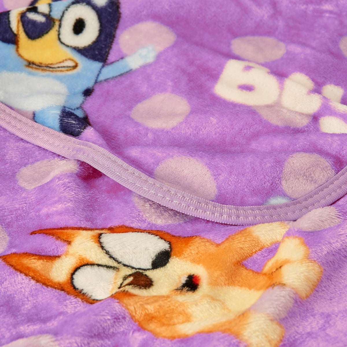 Northwest Bluey Bingo Lilac Dotty Fun Hugger - Juego de almohada y...