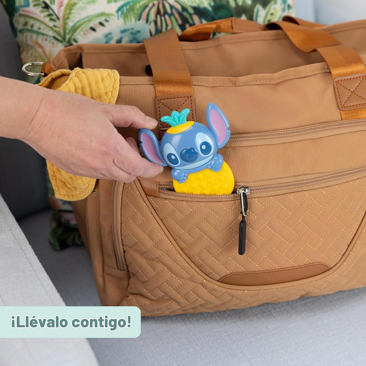 Sonajero y mordedor tropical Disney Baby Stitch de Bright Starts, j...