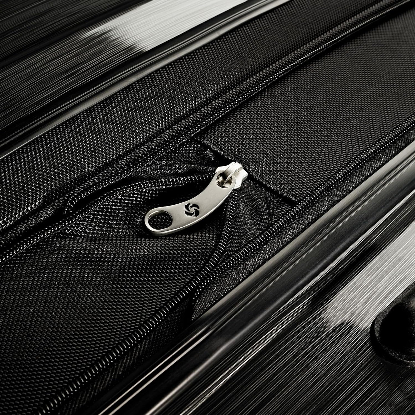Samsonite Winfield 2 Equipaje rígido con ruedas giratorias, Carbón...