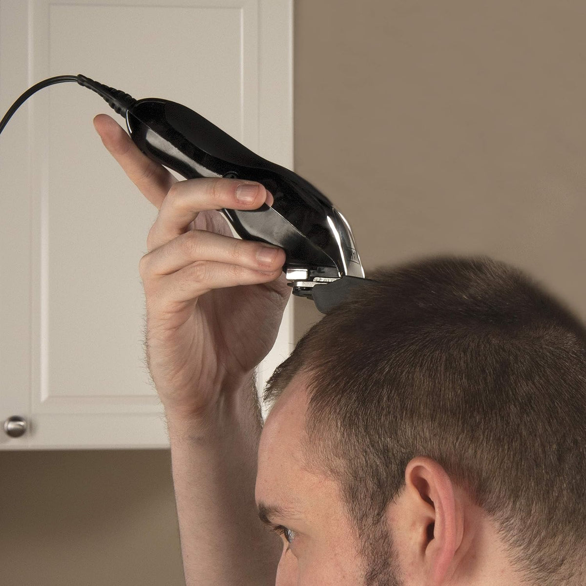 Wahl Máquina cortadora de cabello de lujo, cromada, profesional, in...