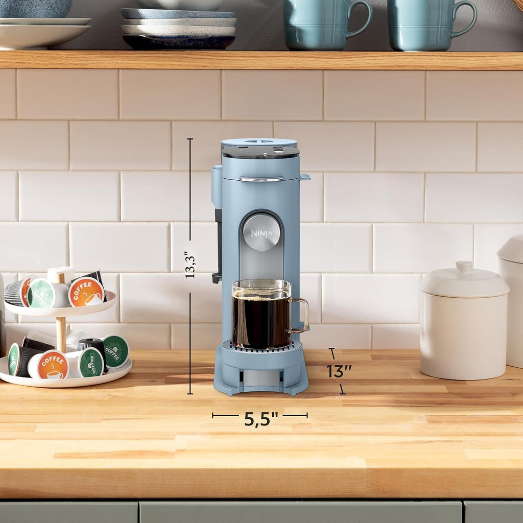 Ninja Pod & Grounds - Cafetera especializada de una sola porción, compatible con cápsulas K-Cup, prepara café molido, diseño compacto, espumador de leche incorporado, depósito de 56 oz