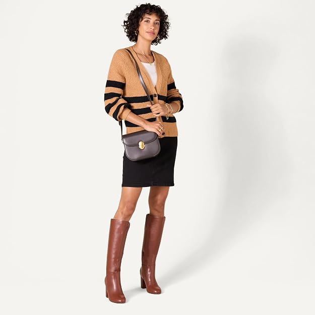 Amazon Essentials Bolso cruzado con solapa para mujer