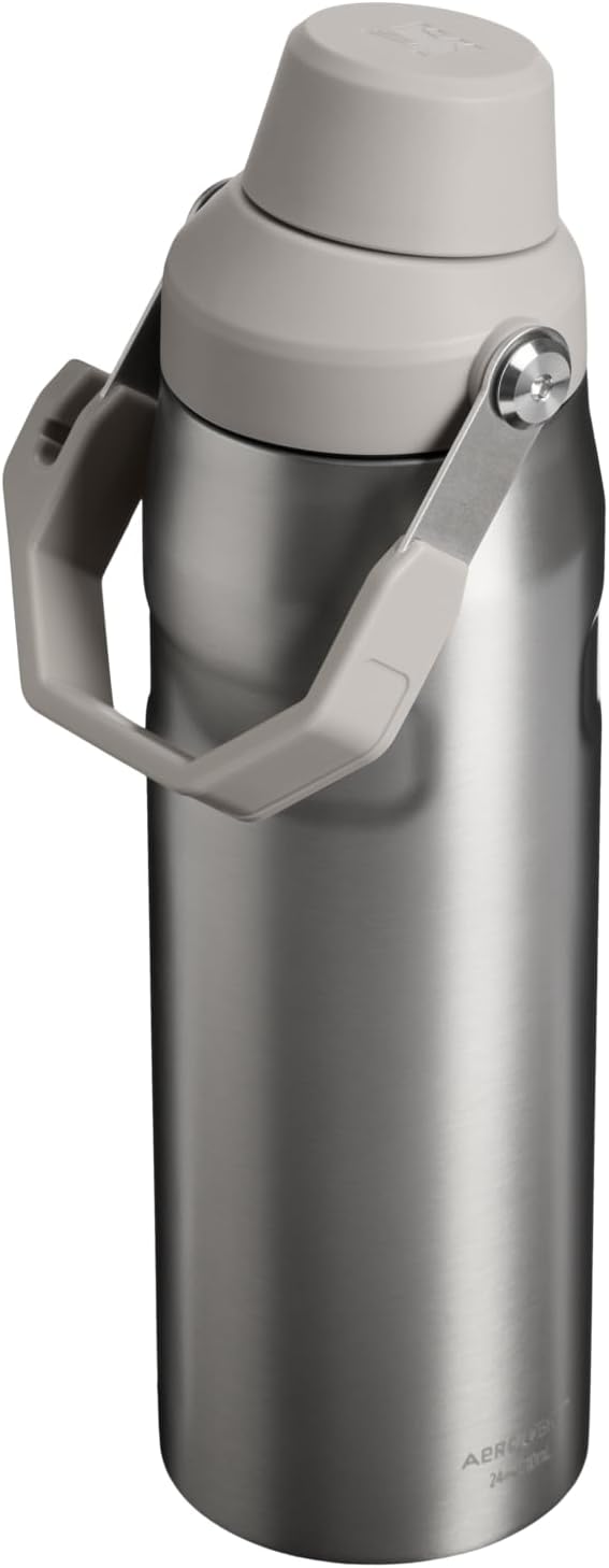 STANLEY IceFlow - Botella de agua de flujo rápido de 24 onzas, tapa...