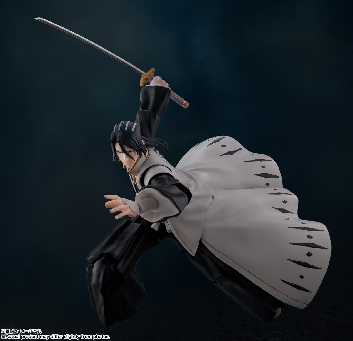 TAMASHII NATIONS - Bleach: Guerra de Sangre de Mil Años - Byakuya K...