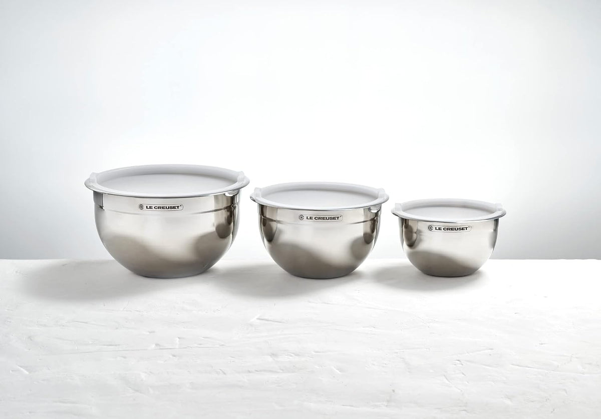 Le Creuset Juego de 3 cuencos de mezcla anidados con base de silico...