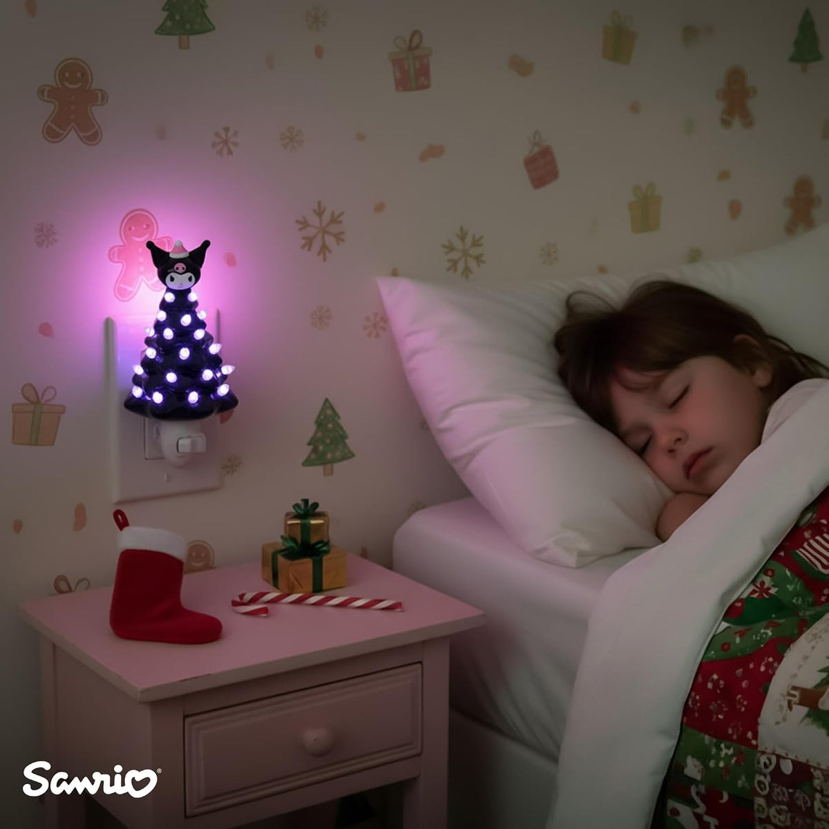 Ukonic Sanrio Kuromi - Árbol de Navidad de cerámica de 6 pulgadas c...