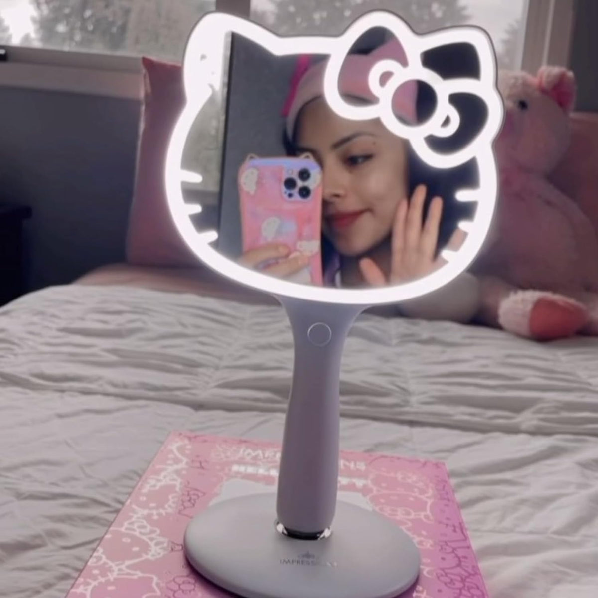 Impressions Vanity Hello Kitty Espejo de mano LED, espejo de tocado...