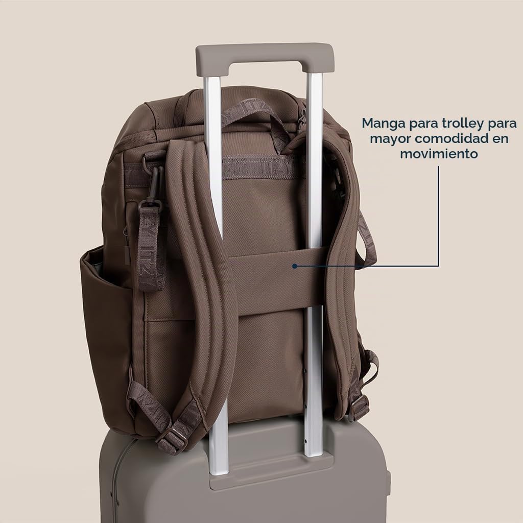 Itzy Ritzy Belong - Mochila ligera para pañales con 16 bolsillos, a...