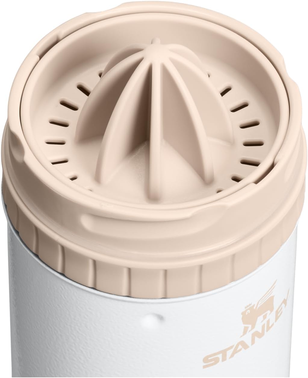 Stanley Happy Hour - Juego de coctelera de 20 onzas, kit de camarer...