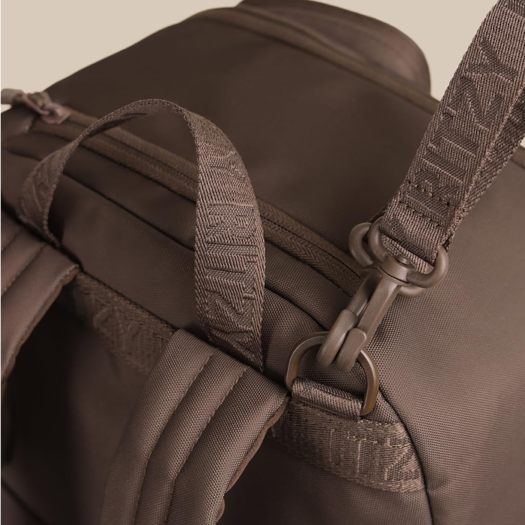 Itzy Ritzy Mochila para Pañales Utilitaria \u2013 Cuenta con 17 Bol...