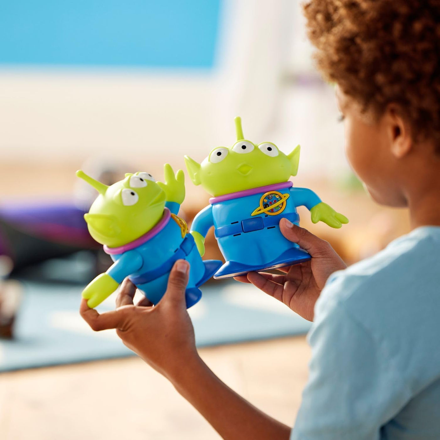 Disney Store - Aliens Figura Parlante (Set de 2)