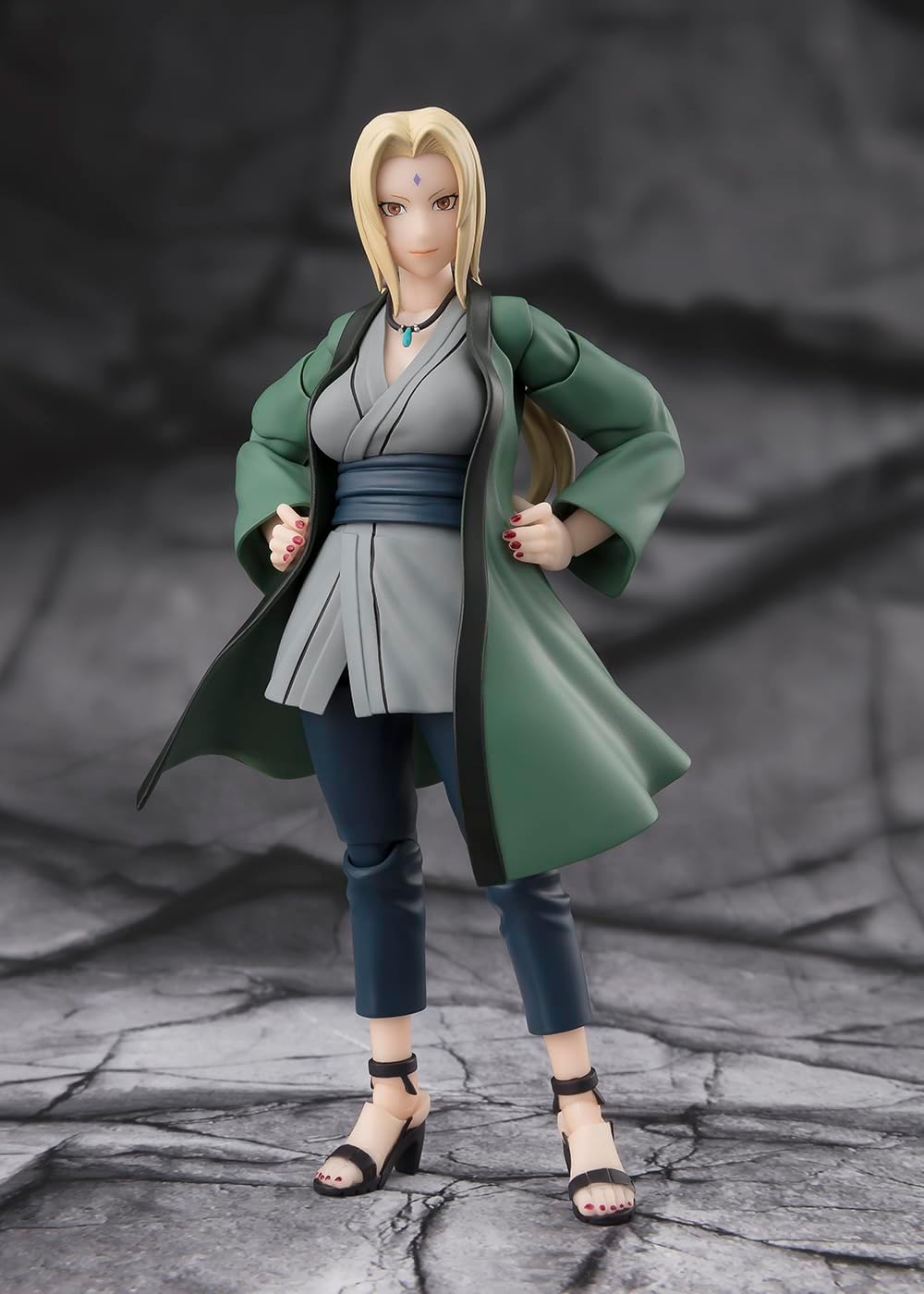 TAMASHII NATIONS - Naruto - Tsunade -La Ninja Médica Legendaria- Fi...