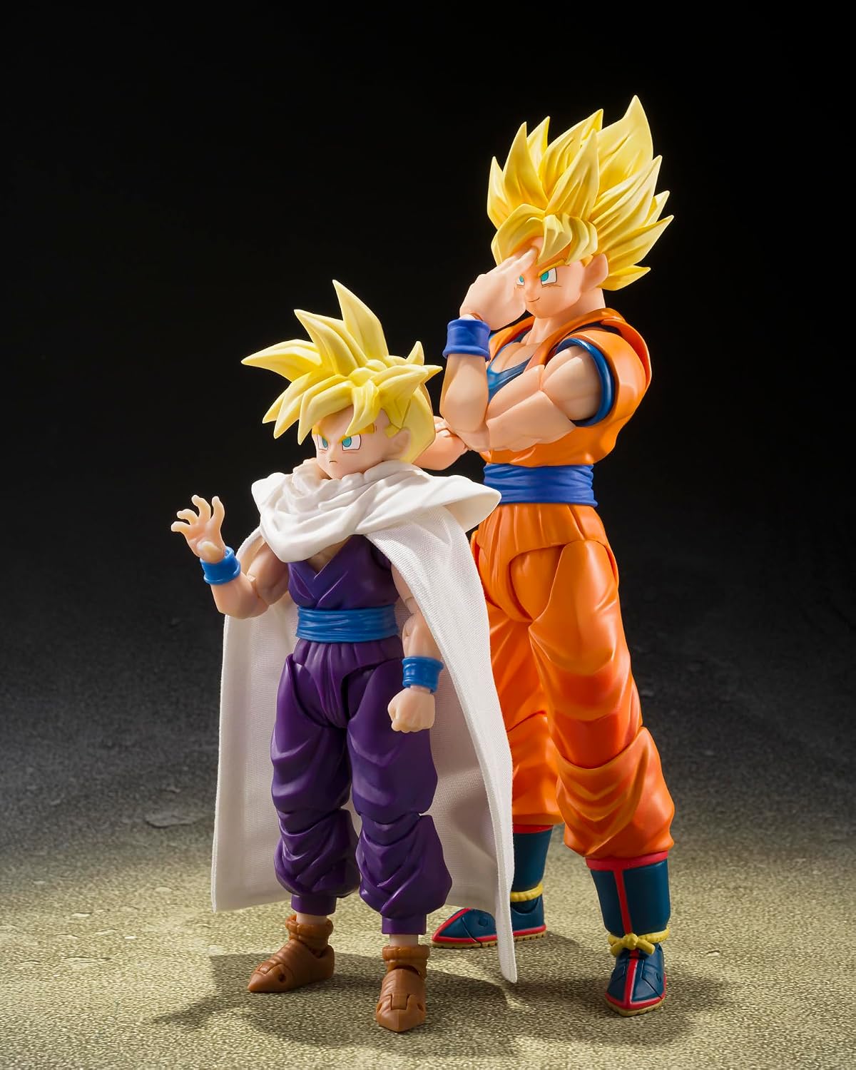 NACIONES TAMASHII - Dragon Ball Z - Super Saiyan Son Goku (Los jueg...
