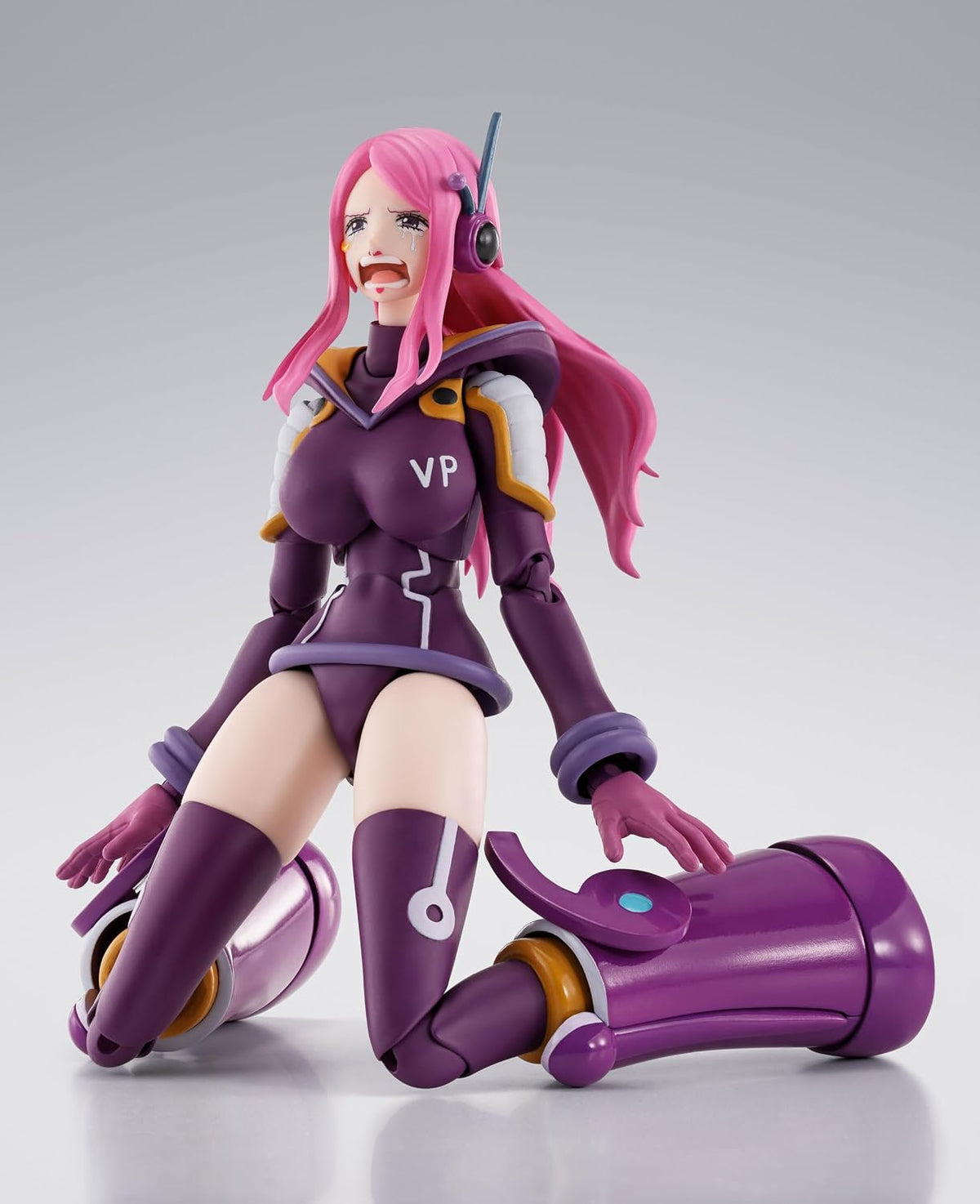TAMASHII NATIONS - One Piece - Jewelry Bonney -Future Island Egghea...