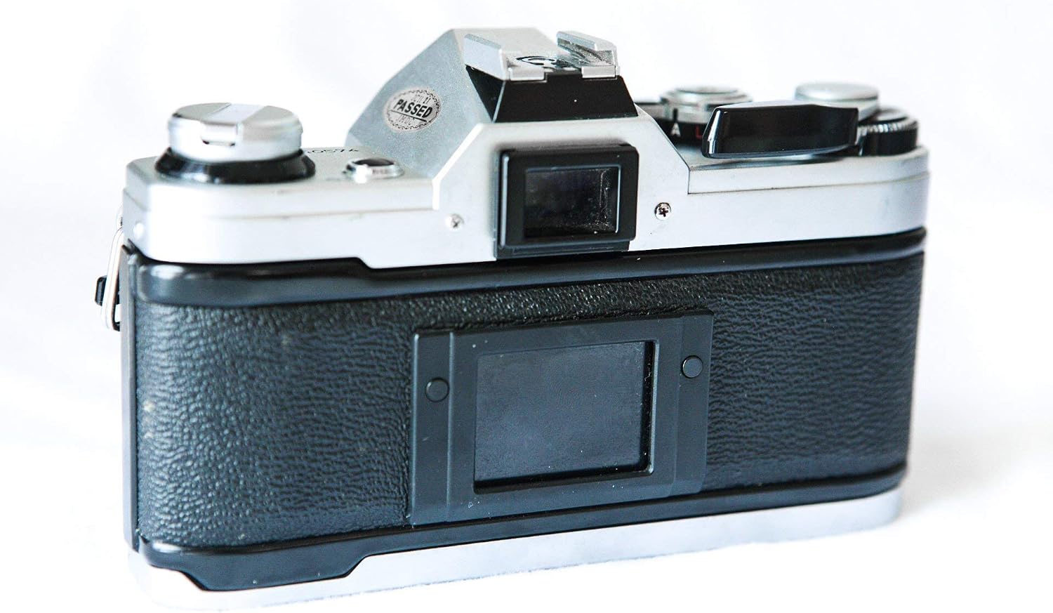 Canon Cámara de película AE-1 de 1.378 in con lente 1:1.8 de 1.969...