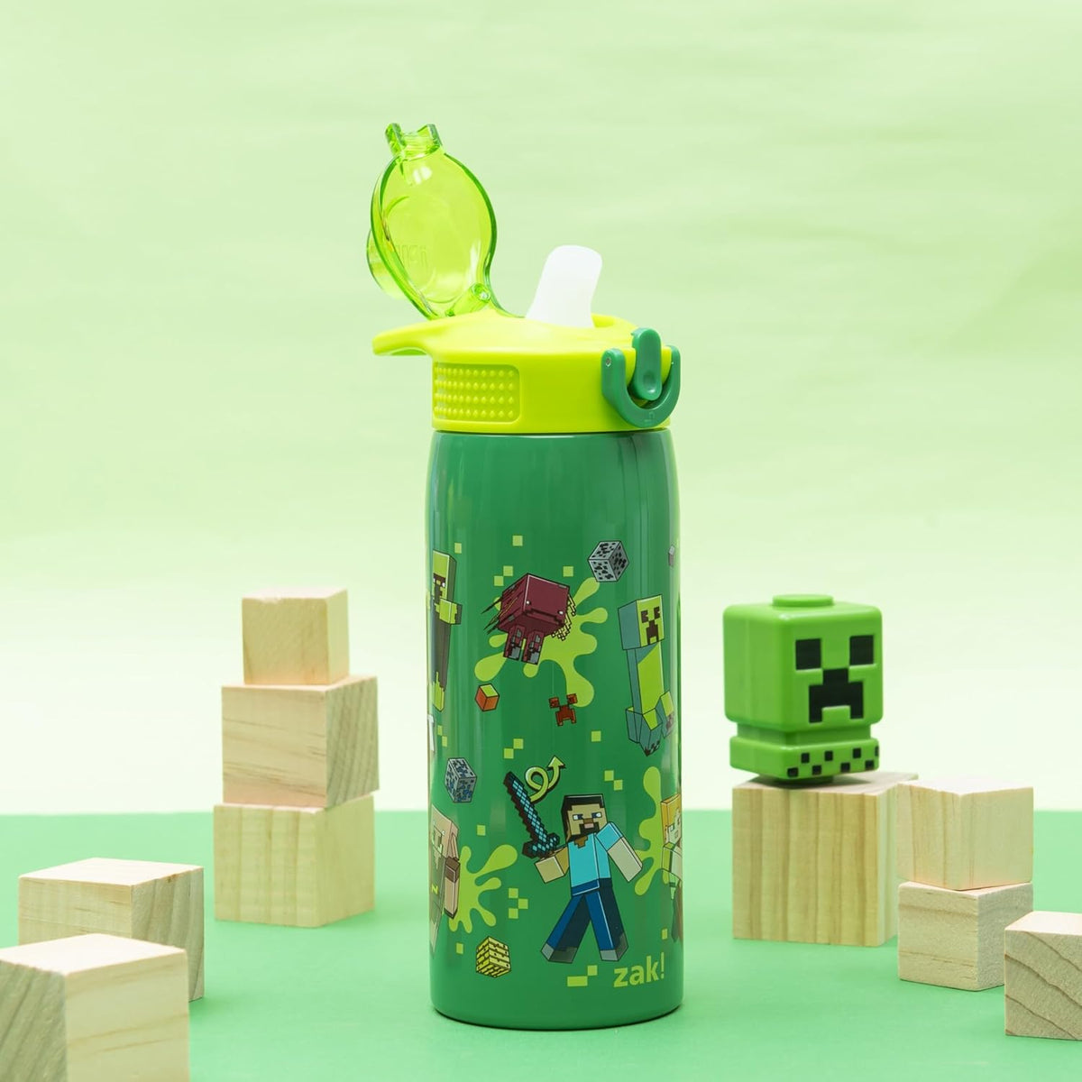 Zak Designs Minecraft Steve Sage Botella de agua para niños con paj...