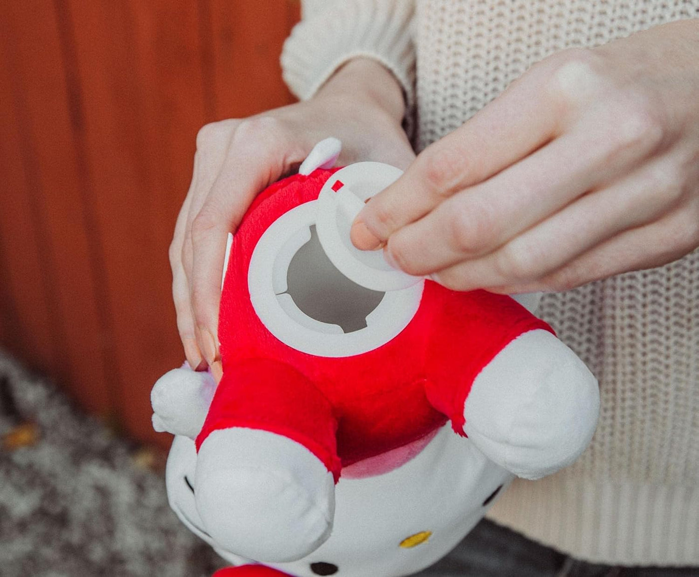 Silver Buffalo Sanrio Hello Kitty en Pose de Sentarse Banco de Mone...