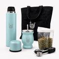 TUMA TU MATE Kit completo de yerba mate, botella térmica AutoMate de doble tapa, taza mate y bombilla, 25.4 fl oz de acero inoxidable de doble pared, bolsa de lona, contenedor Yerbero y calentador