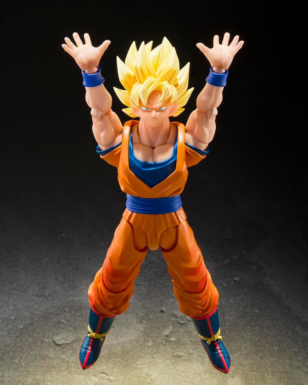 NACIONES TAMASHII - Dragon Ball Z - Super Saiyan Son Goku (Los jueg...