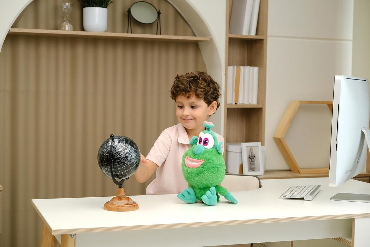 Booba Peluche oficial de Alien \u2013 Juguete de criatura espacial...
