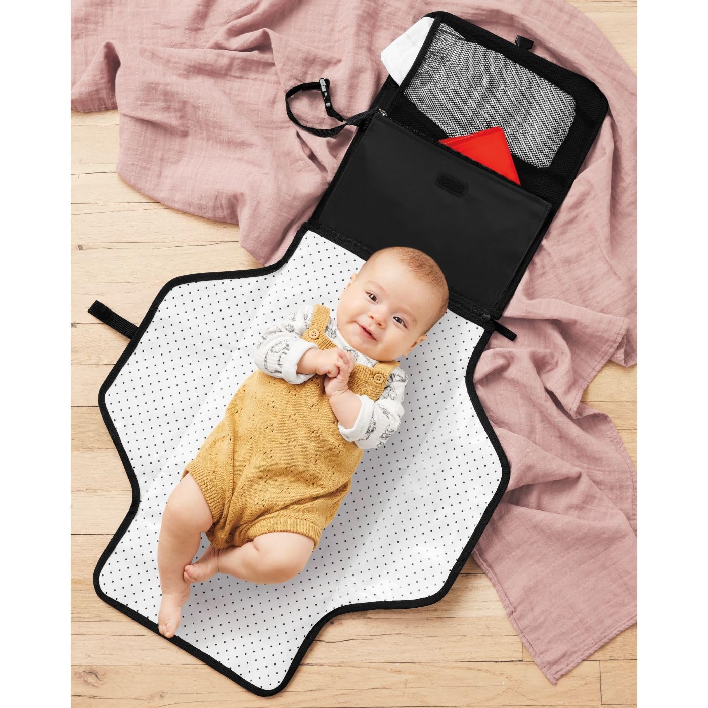 Skip Hop Cambiador portátil para bebé, Pronto, Negro