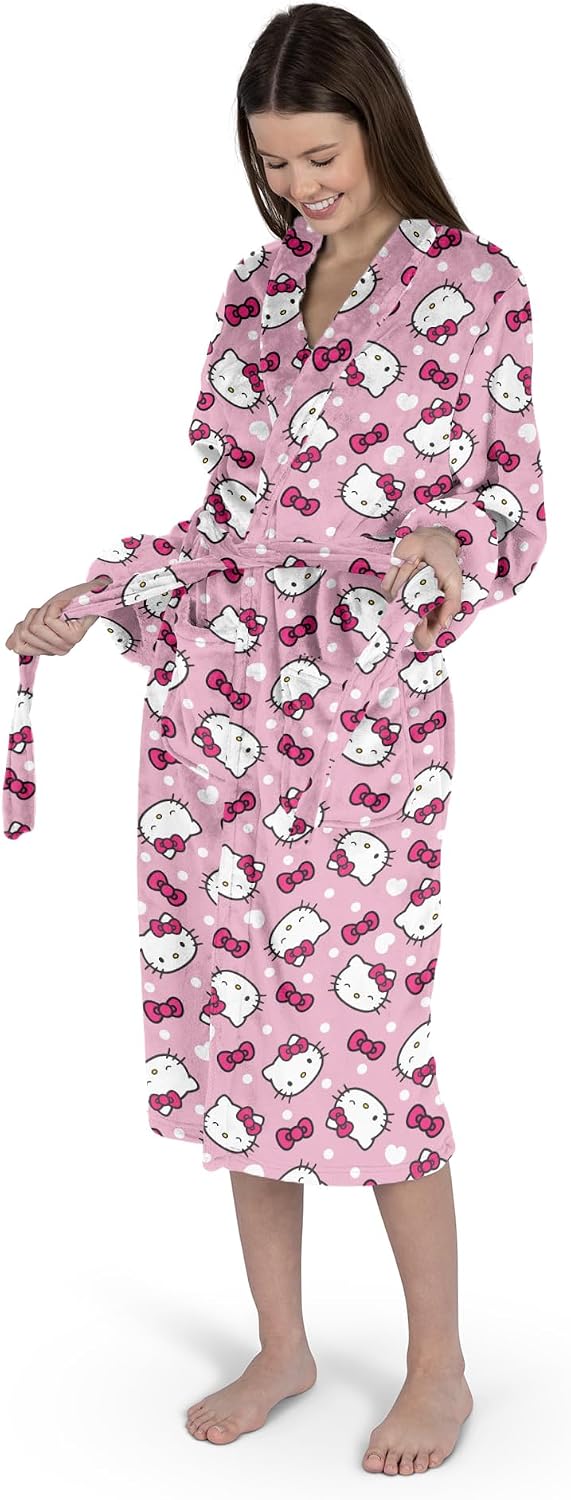 Northwest - Bata de Hello Kitty para mujer de seda táctil para esta...