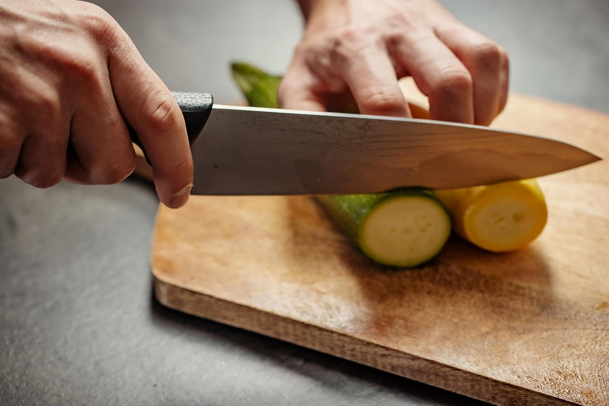 Mercer Culinary M22608 Millennia Mango Negro, 8 Pulgadas, Cuchillo...