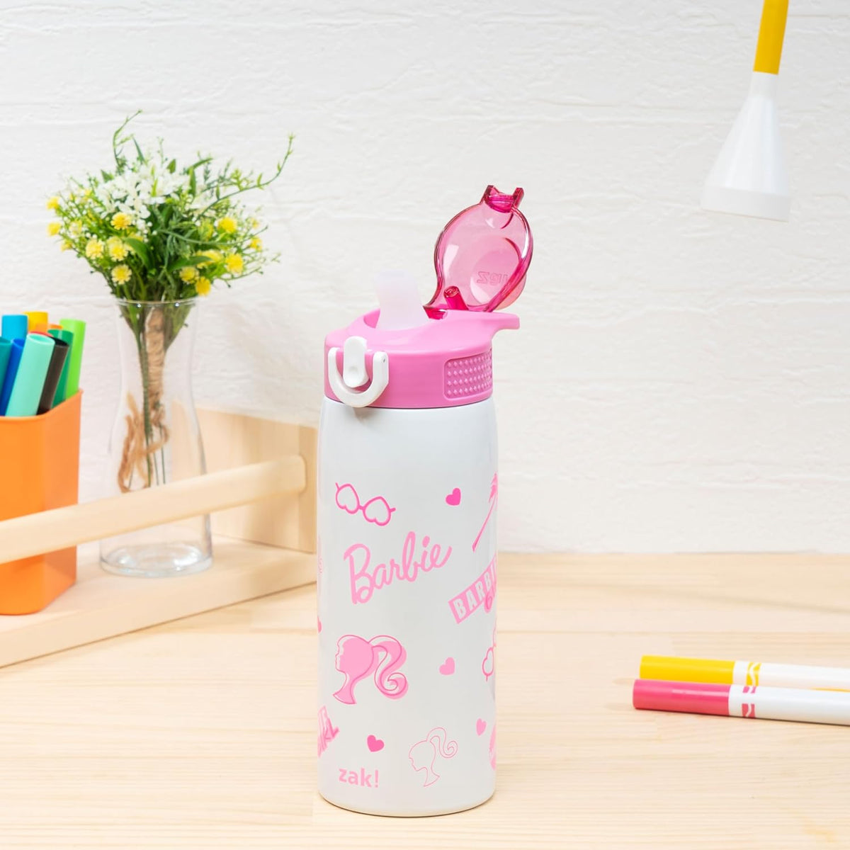 Zak Designs Barbie Sage Botella de agua para niños con pajita a pru...