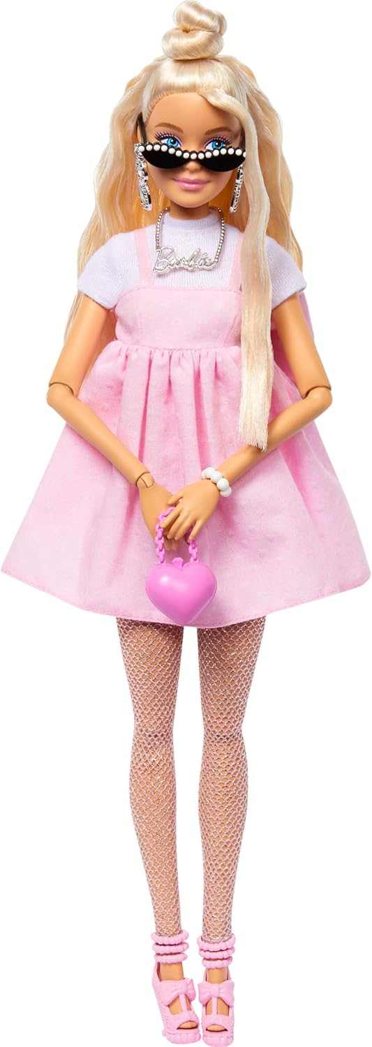 Muñeca Barbie Deluxe Style con el atuendo Barbiecore n.° 3 | Muñeca...