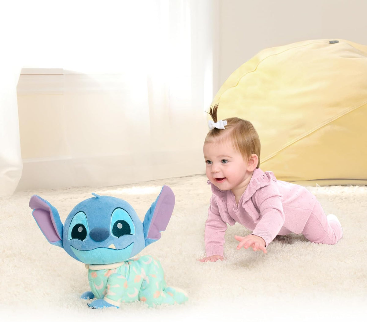 Disney Baby Musical Crawling and Talking Pals, Stitch, juguete de p...