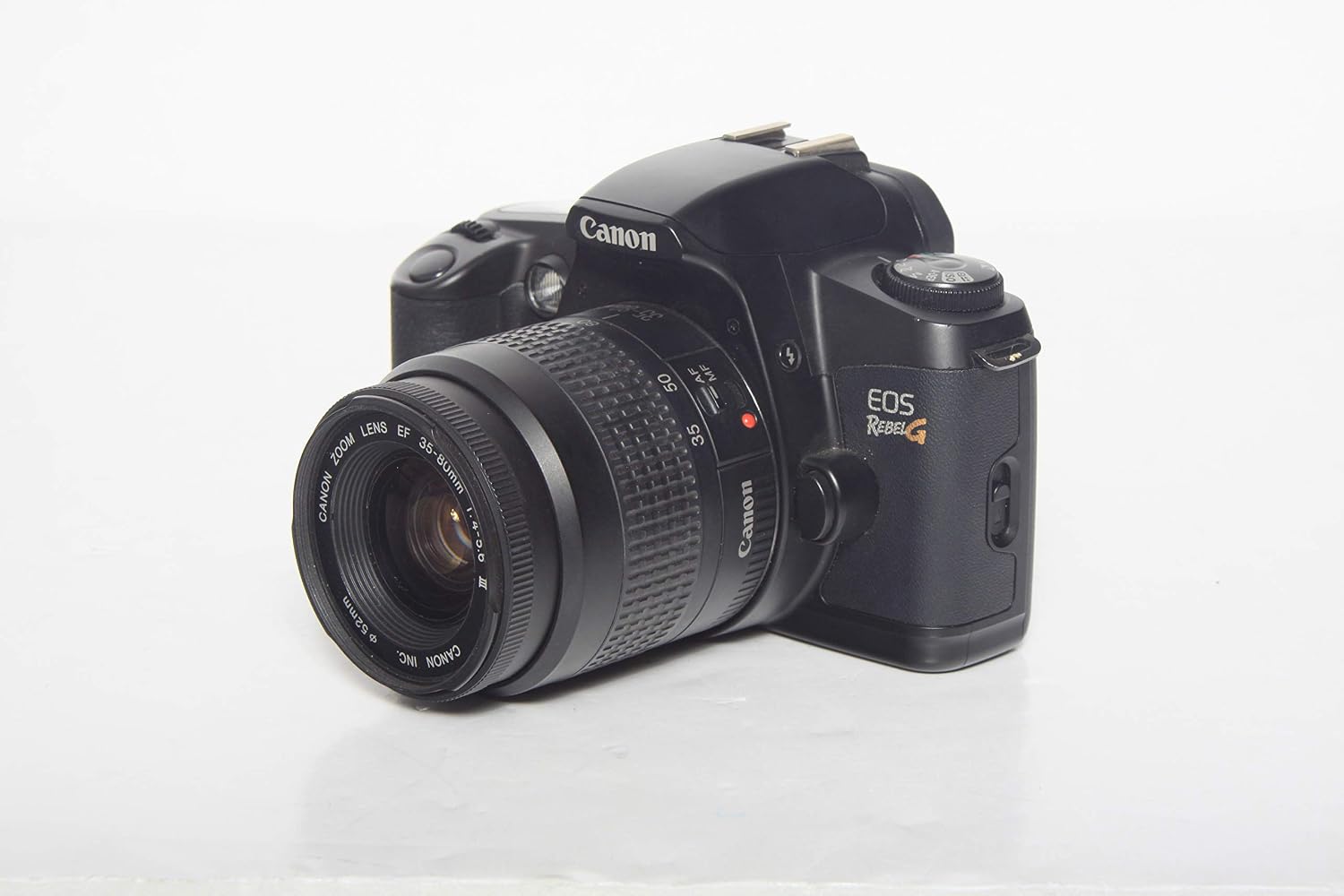 Kit de cámara Canon EOS Rebel G Film SLR con lentes de 35 \u2013 80...