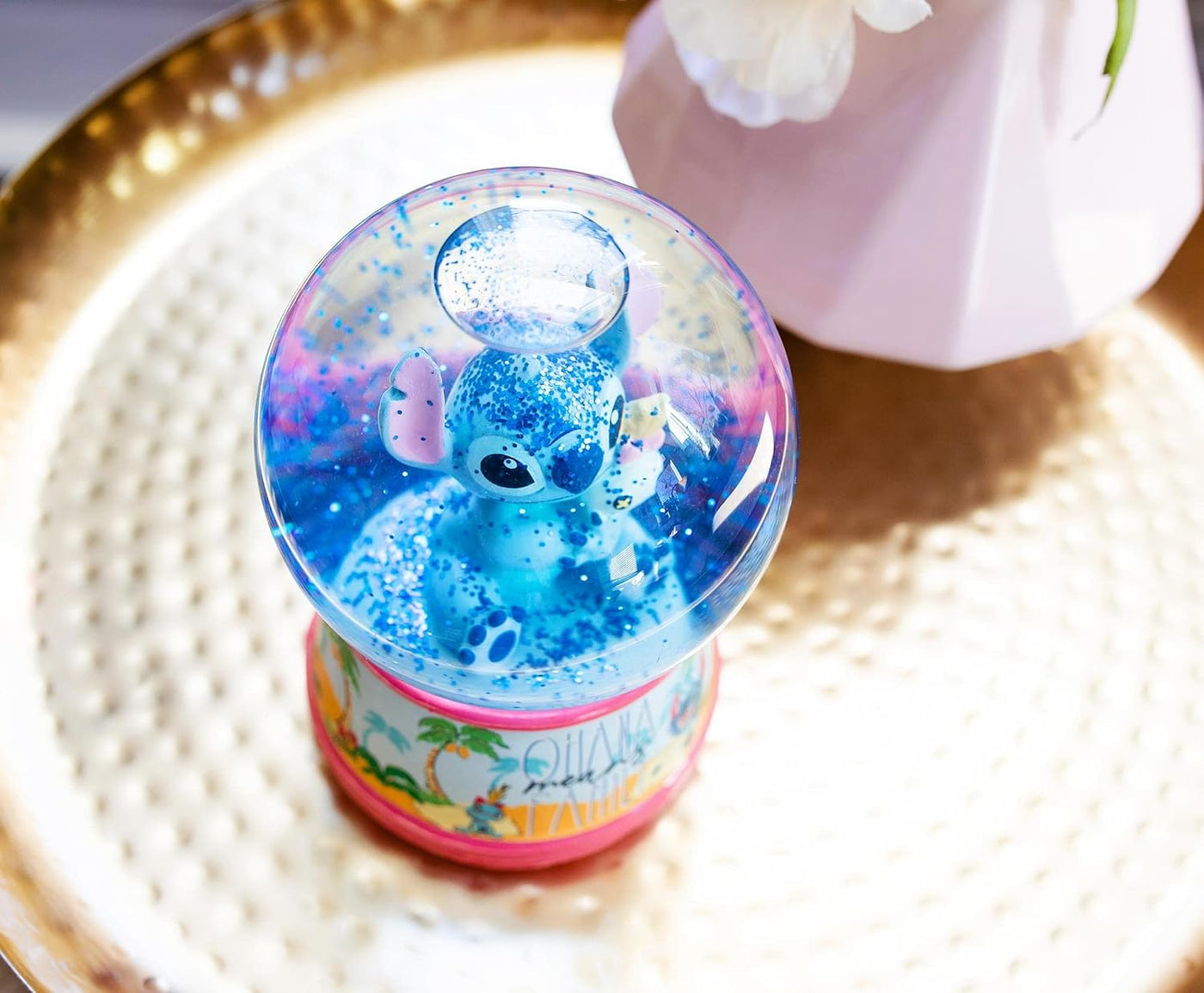Disney Lilo &amp; Stitch Ohana - Globo de nieve iluminado con purpu...