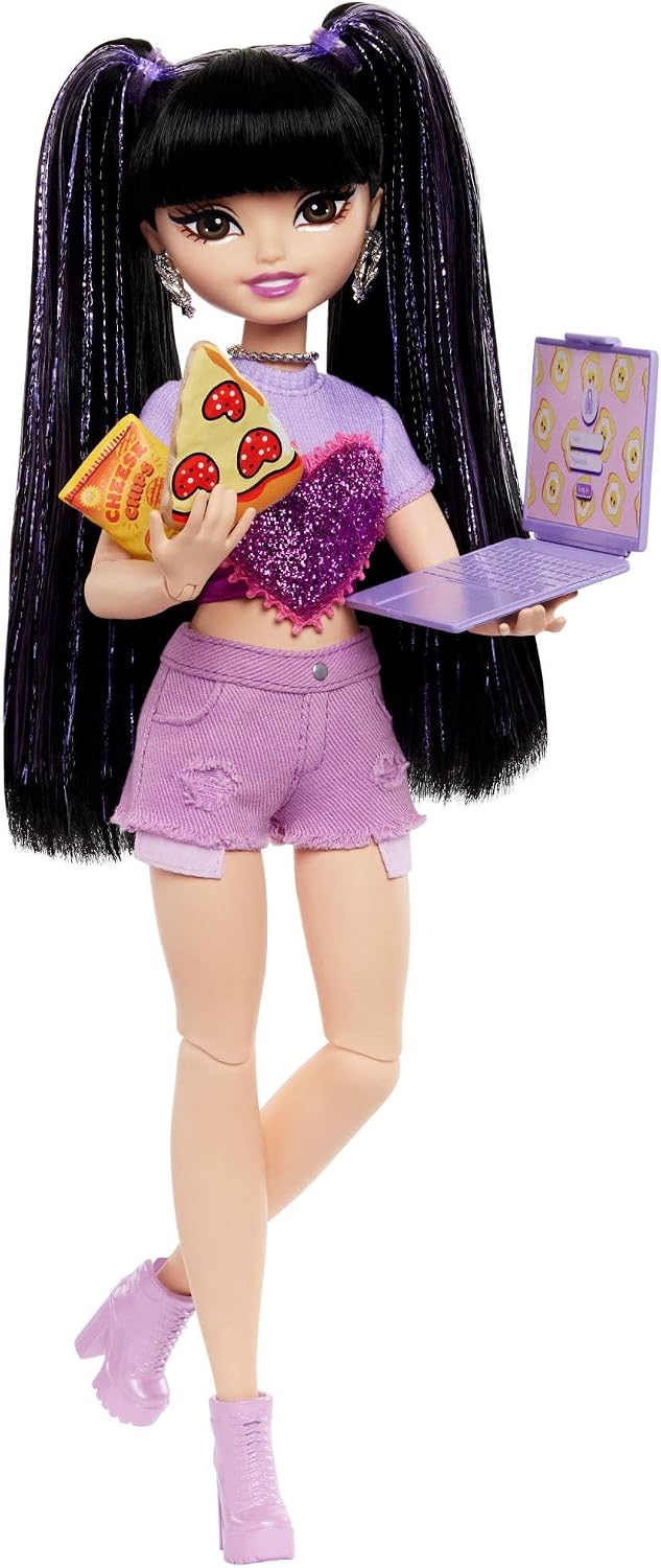 Muñeca y set de accesorios Barbie Dream Besties, Renee con cabello...