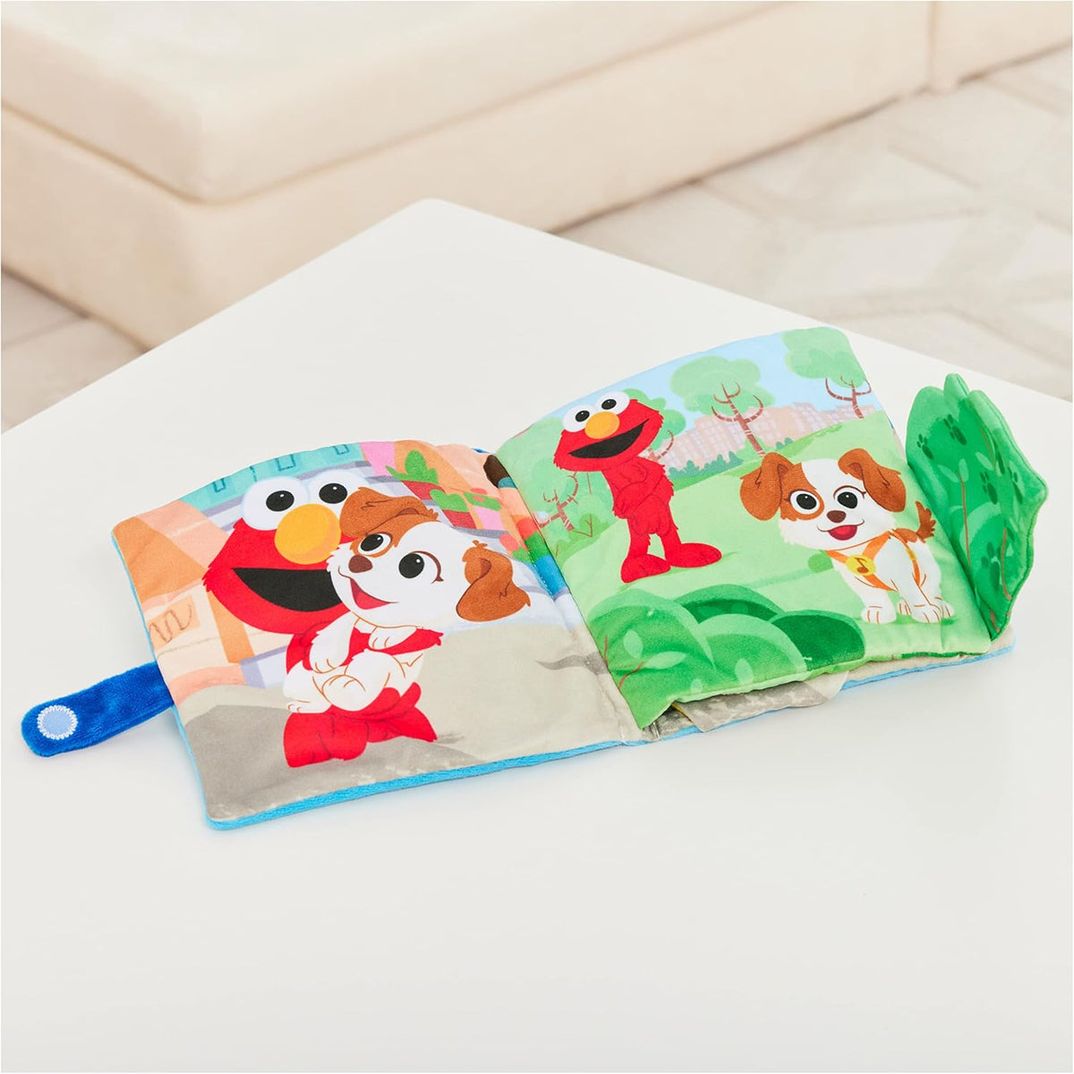 GUND Sesame Street Furry Friends Forever Soft Book juguete sensoria...