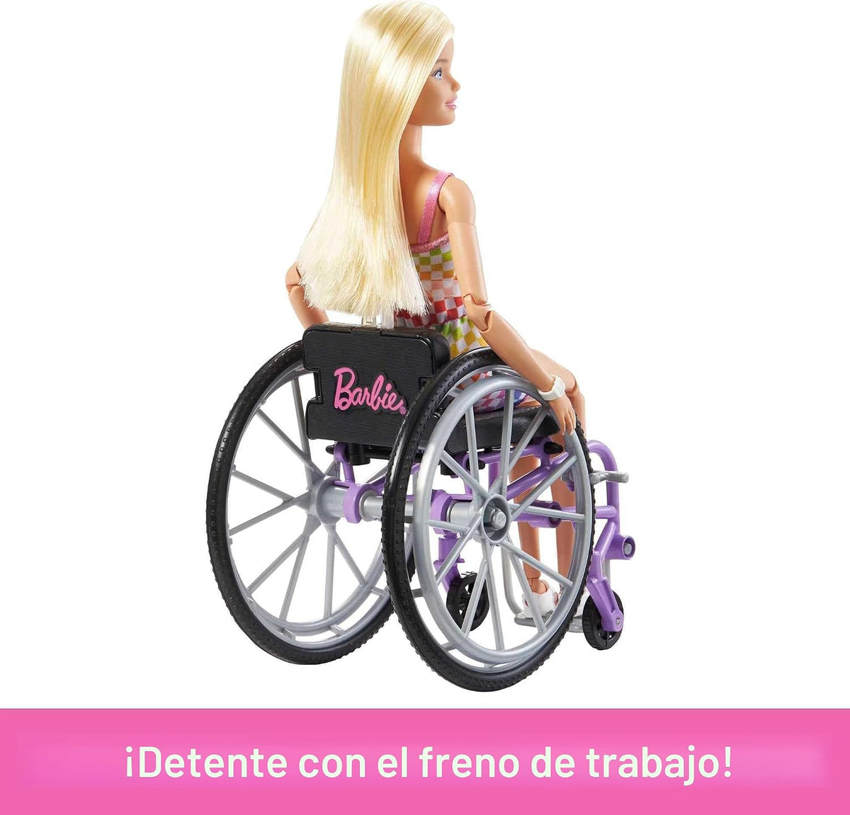 Barbie Muñeca Fashionistas con silla de ruedas y rampa | 22 puntos...