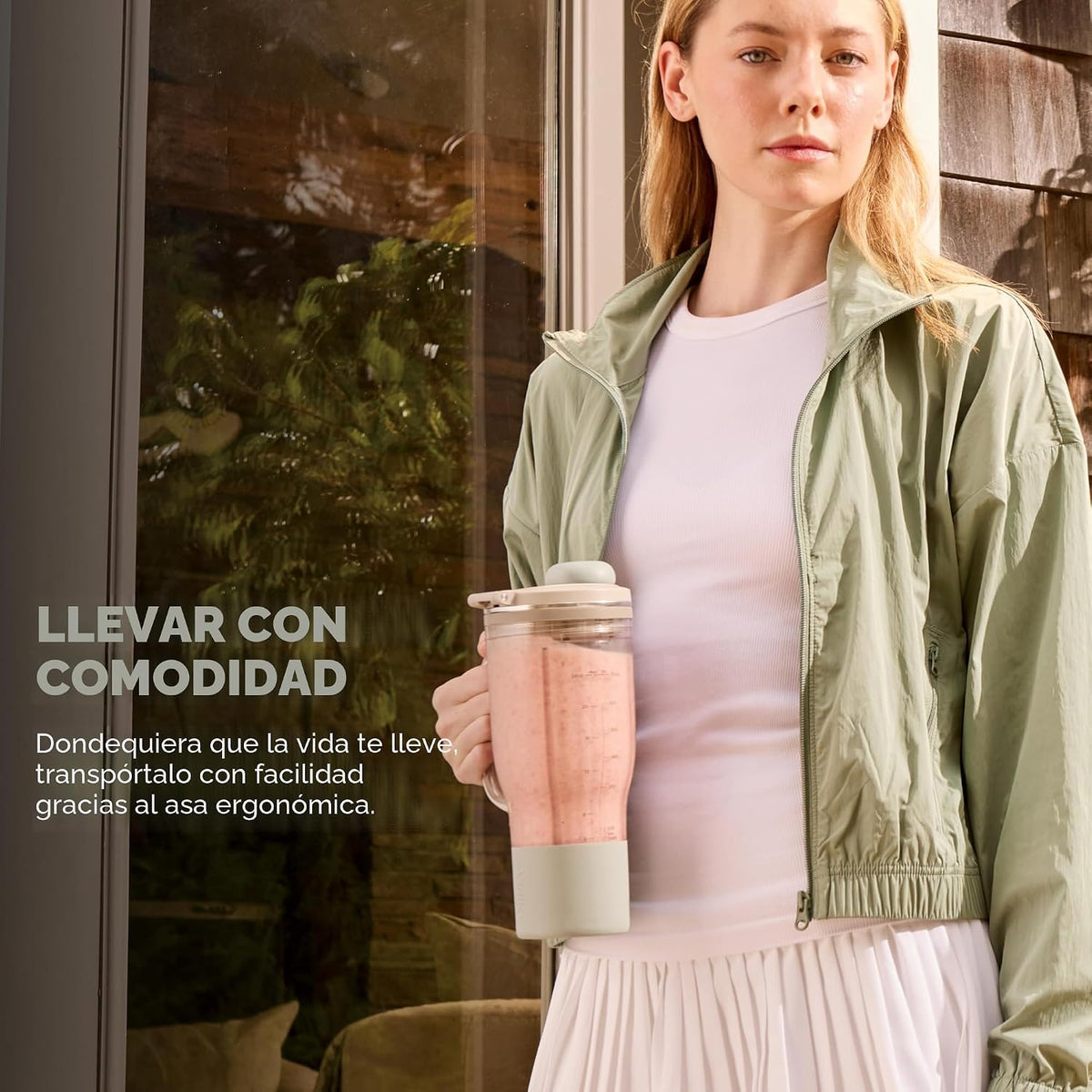 Ninja BlendBOSS - Licuadora personal, vaso de 26 onzas, 1200PW, men...