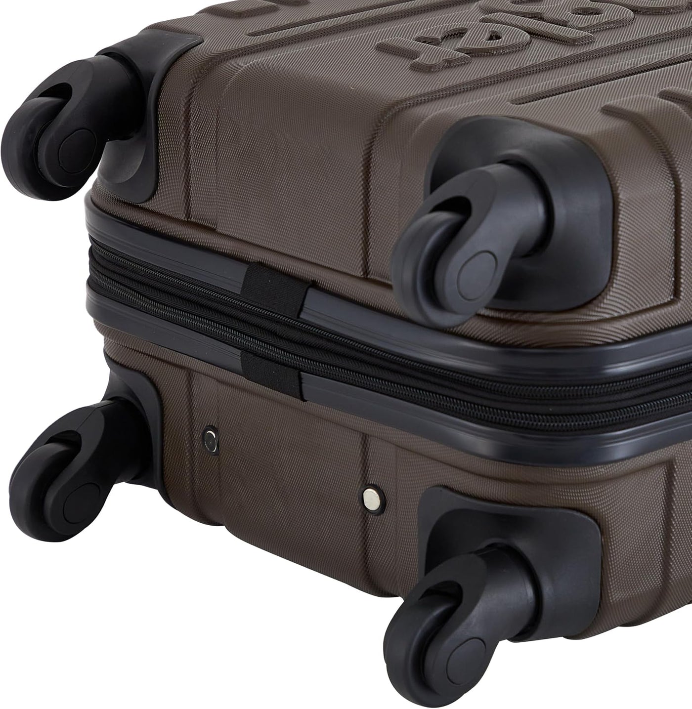 Wrangler Equipaje de mano rígido astral de 20", cedro