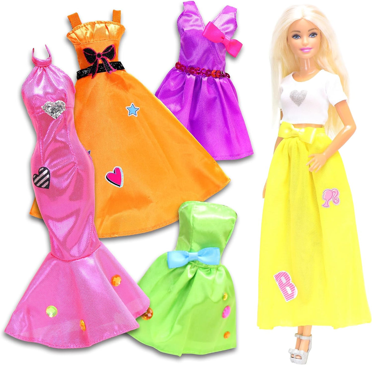 Kit Barbie Be a Fashion Designer: 5 conjuntos y juego de vestir par...