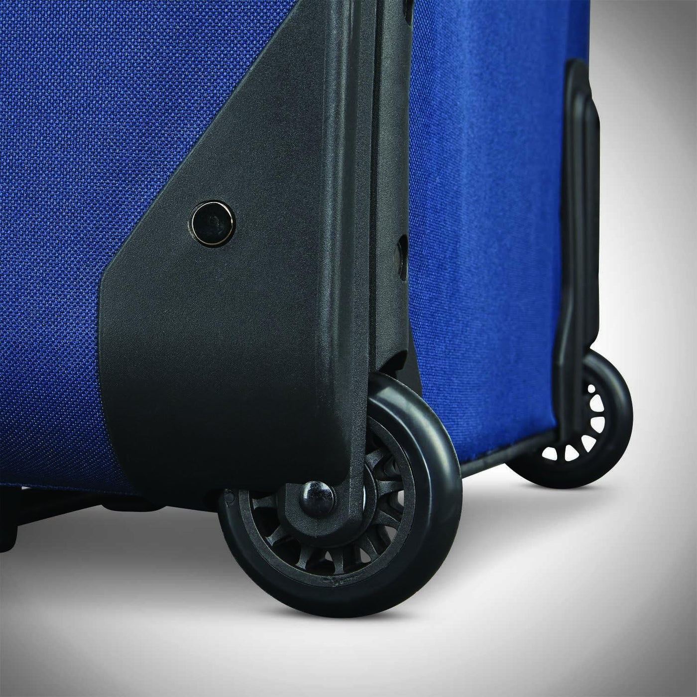 American Tourister Fieldbrook XLT Equipaje vertical de superficie b...