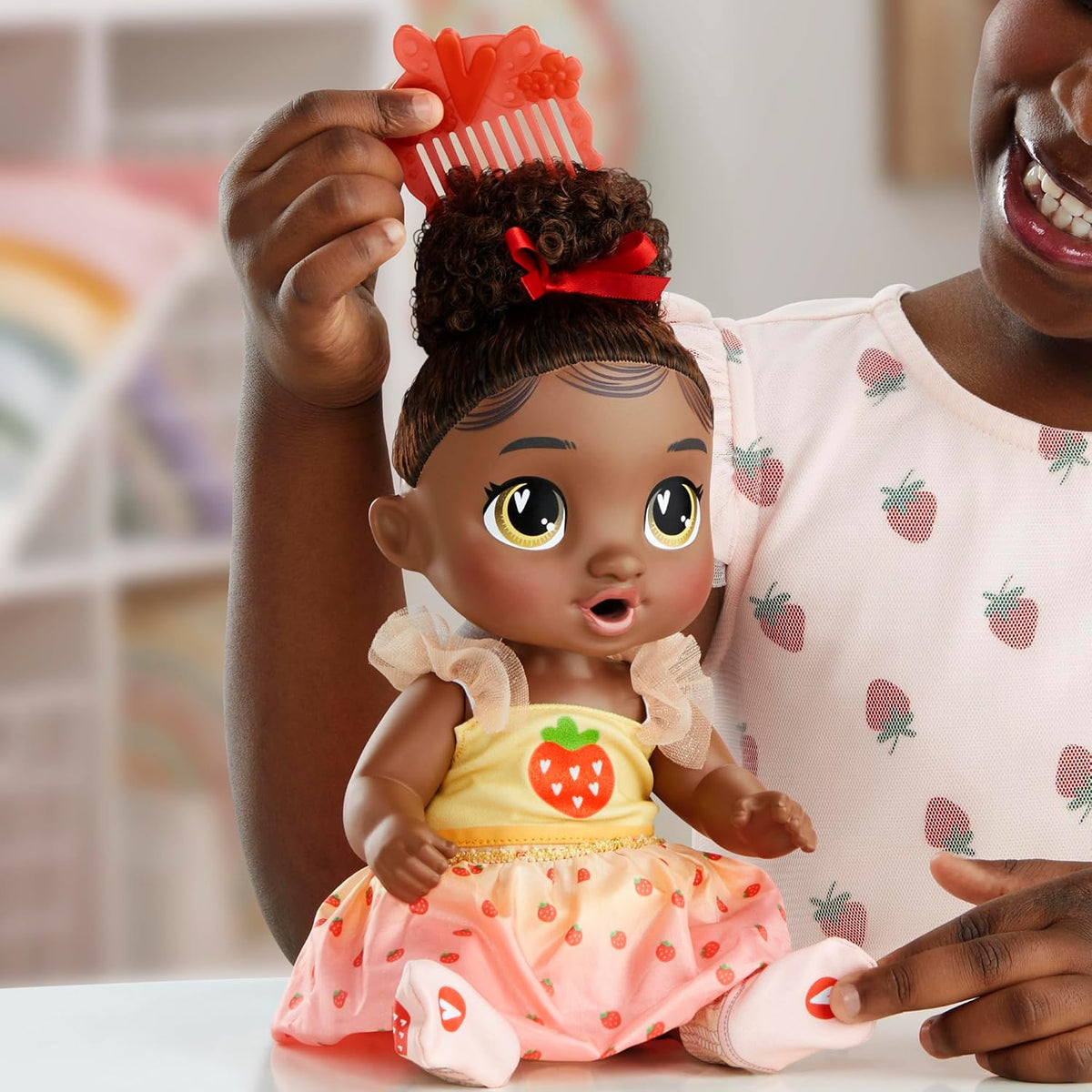 Baby Alive Fairy Fashions - Muñeca Berry Boo con accesorios de ropa...