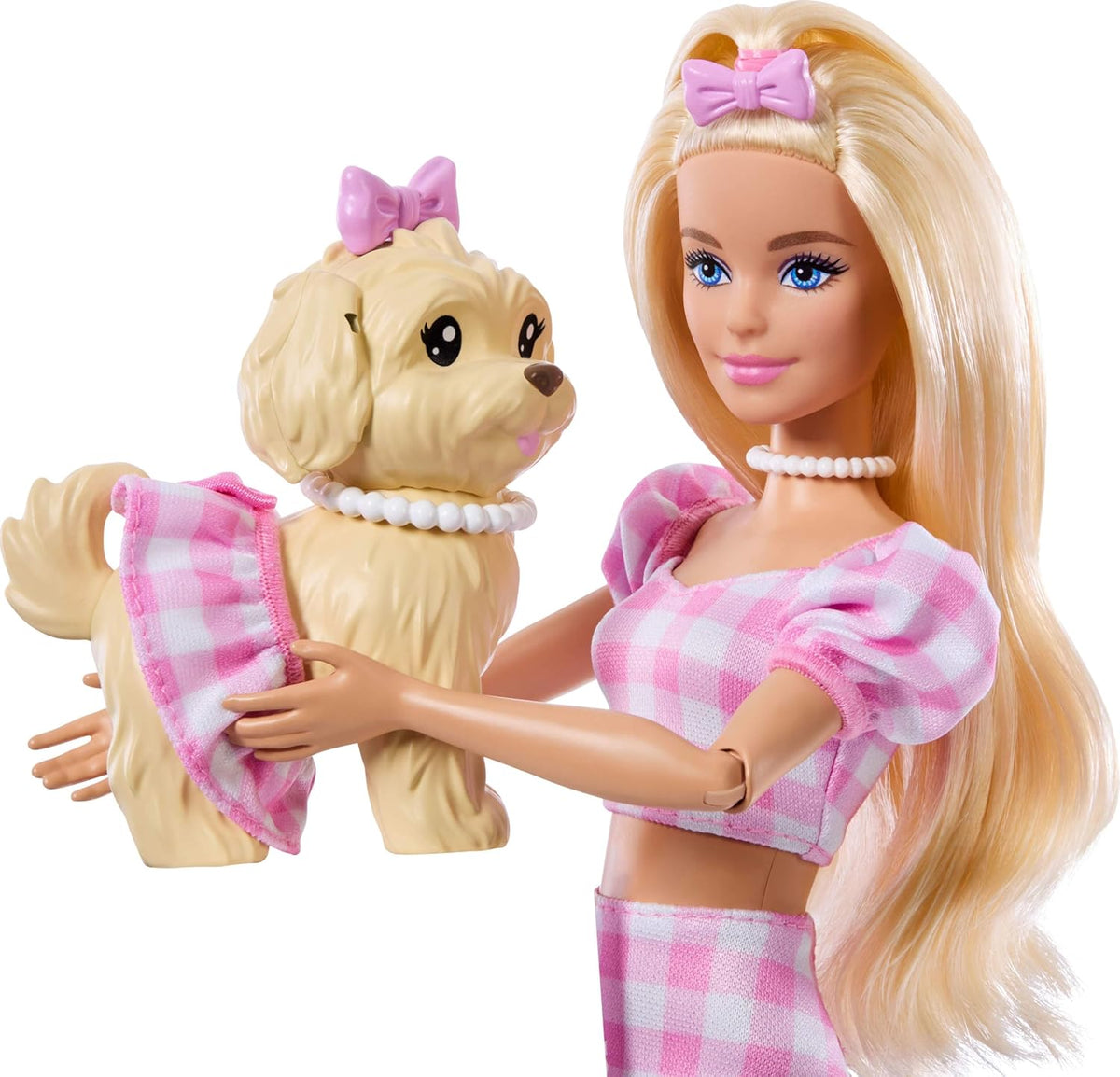 Muñeca Barbie de apariencia hermanada con perro y ropa de cuadros r...